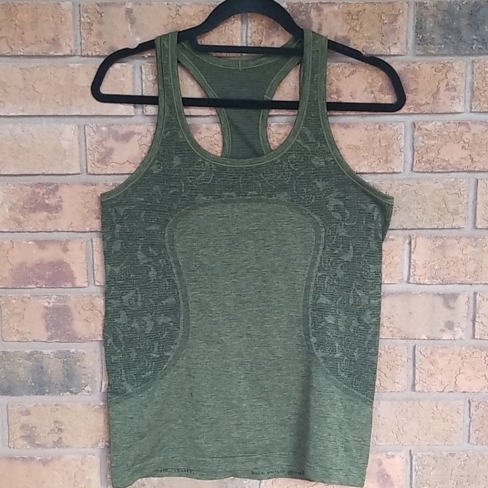 Lululemon Tank